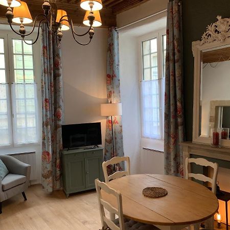 Appartement De Charme Dans Le Coeur Historique D'Uzès Eksteriør billede
