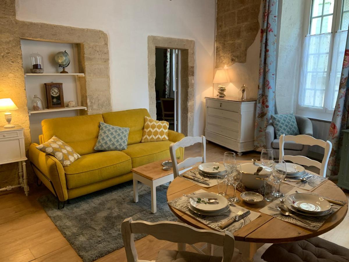 Appartement De Charme Dans Le Coeur Historique D'Uzès Eksteriør billede