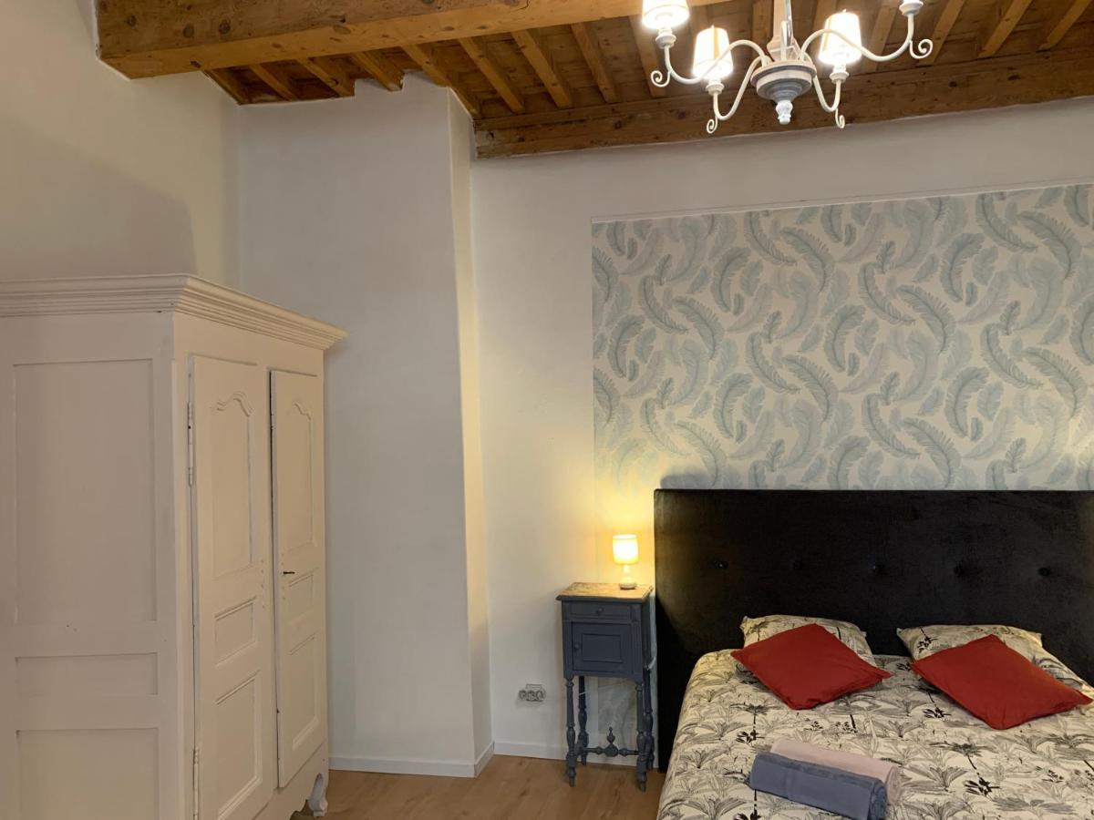 Appartement De Charme Dans Le Coeur Historique D'Uzès Eksteriør billede