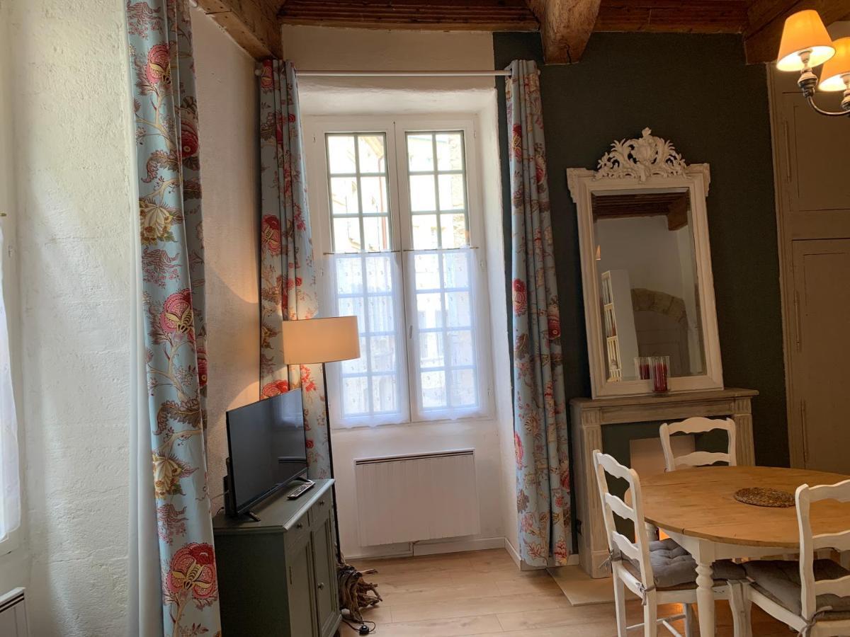 Appartement De Charme Dans Le Coeur Historique D'Uzès Eksteriør billede
