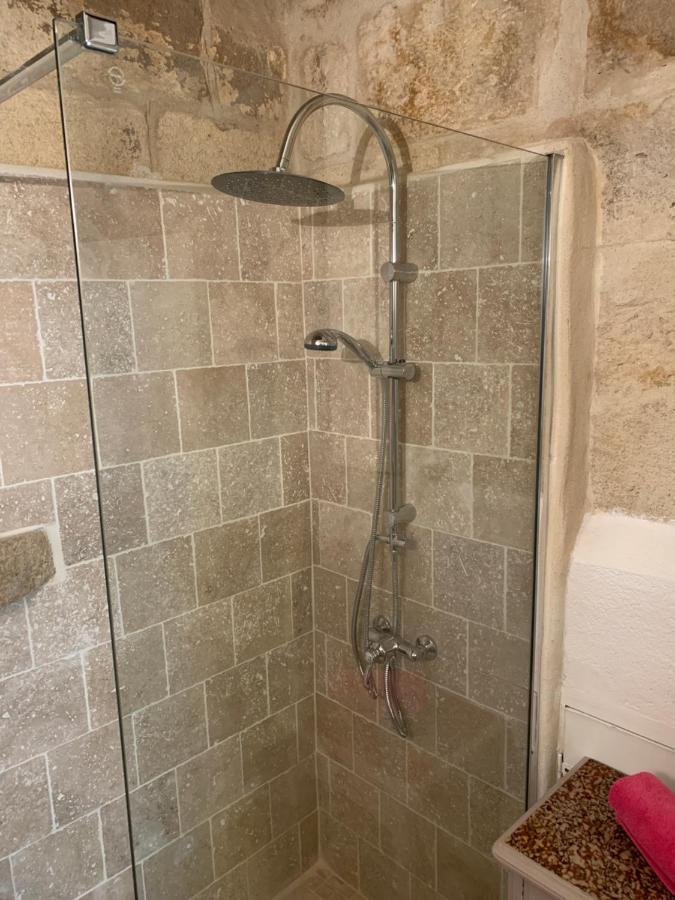 Appartement De Charme Dans Le Coeur Historique D'Uzès Eksteriør billede