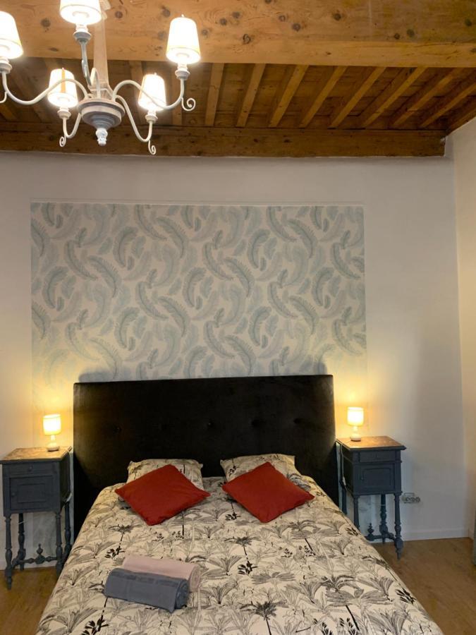 Appartement De Charme Dans Le Coeur Historique D'Uzès Eksteriør billede