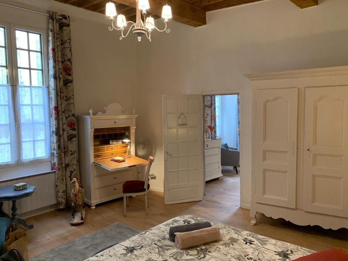 Appartement De Charme Dans Le Coeur Historique D'Uzès Eksteriør billede