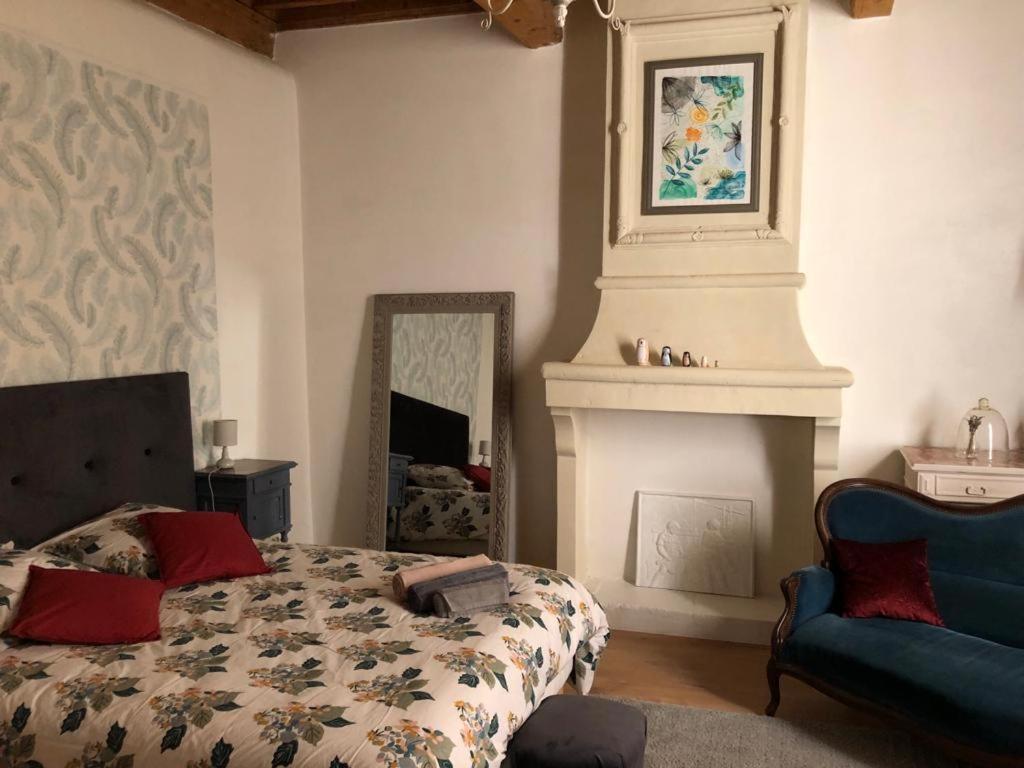 Appartement De Charme Dans Le Coeur Historique D'Uzès Eksteriør billede